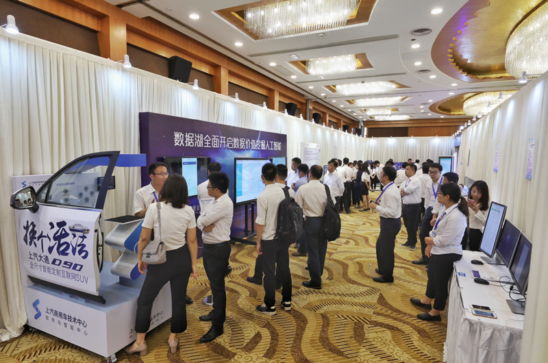 BAT优秀人才降薪也要加入的这个人工智能实验室藏着什么秘密？